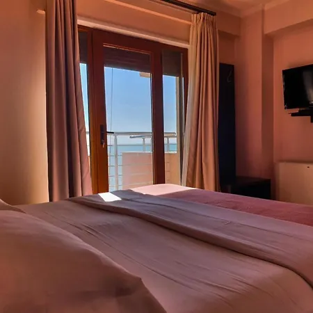 Nais Beach, 3*